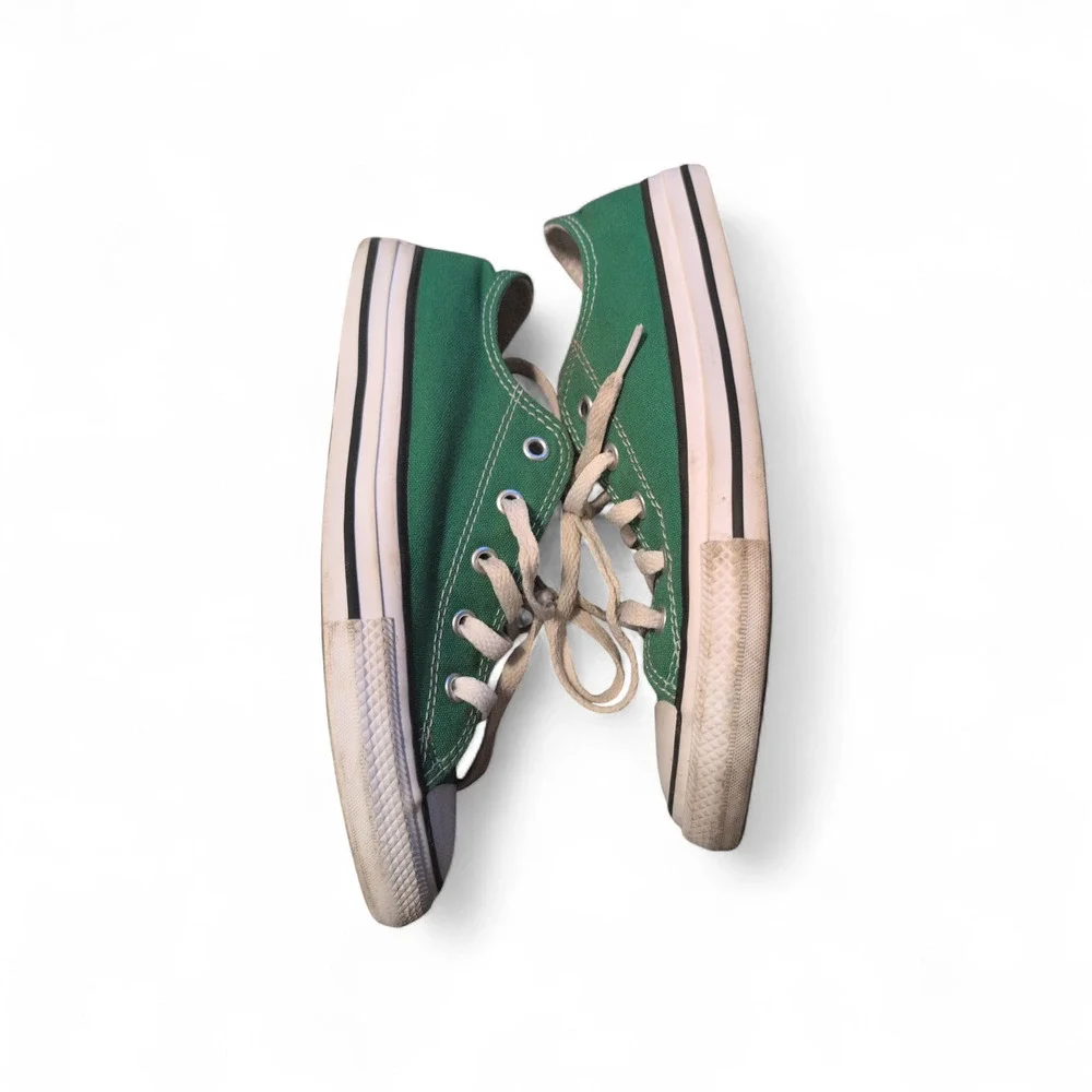 Converse Green Low Top Sneakers Youth Size 3 EUC